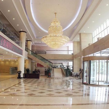 Weishi International Hotel Qing Zhou Exteriér fotografie